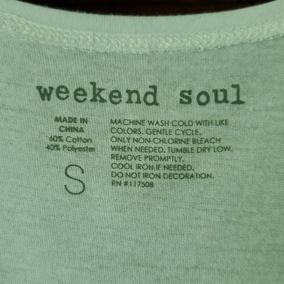 Weekend Soul Peace Sign Ombre White & Pink Tank Top S - Picture 3 of 5